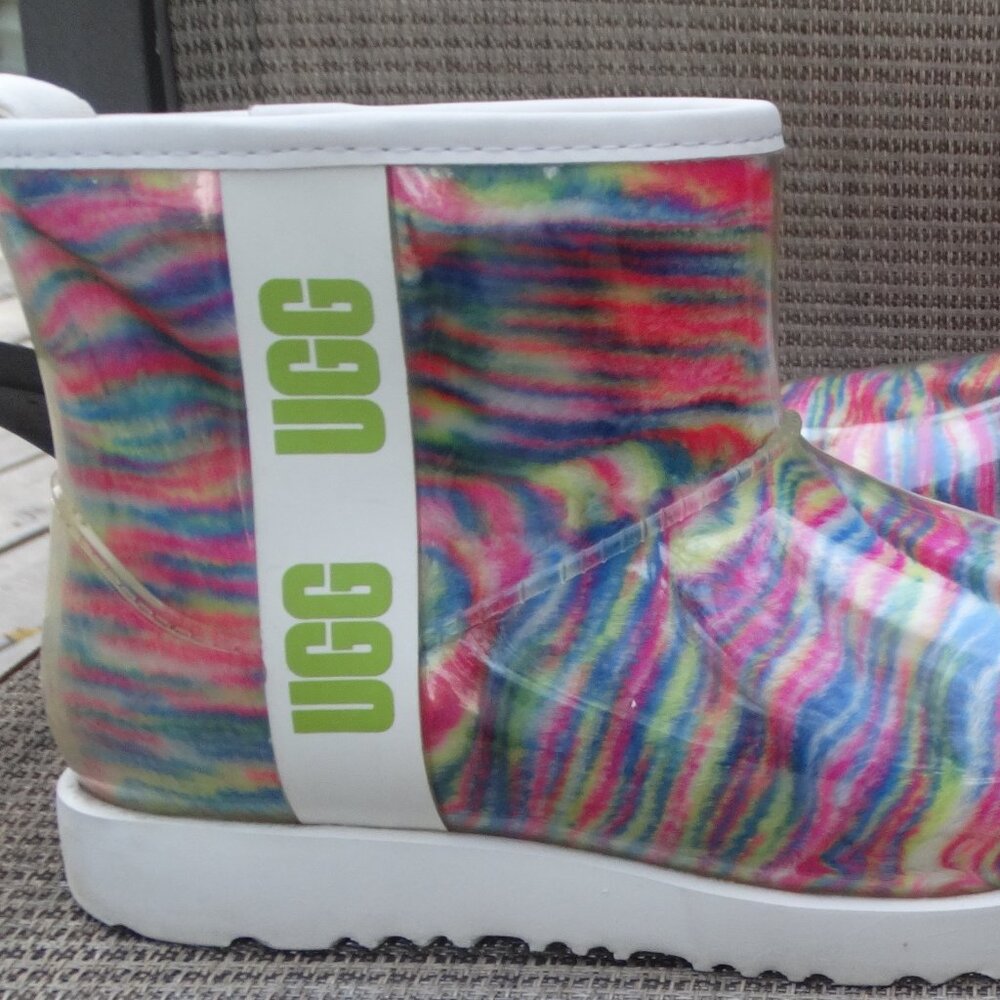 UGG Classic Clear Mini Pixelate Waterproof Boots Women's Size 5 Multicolor